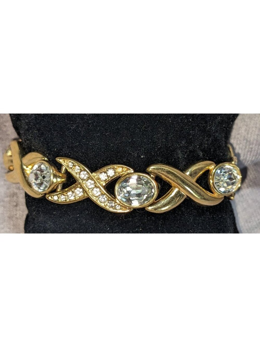 Monet Vintage Gold Tone Rhinestone Bracelet 6.5 Inch Snap Lock Closure